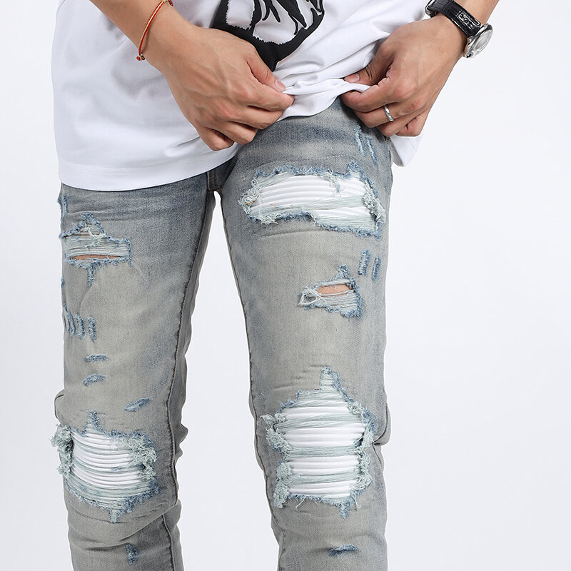 Street Fashion Heren Jeans Retro Lichtblauwe Stretch Skinny Fit Gescheurde Jeans Lederen Patched Designer Hiphop Merk Broek Hombre