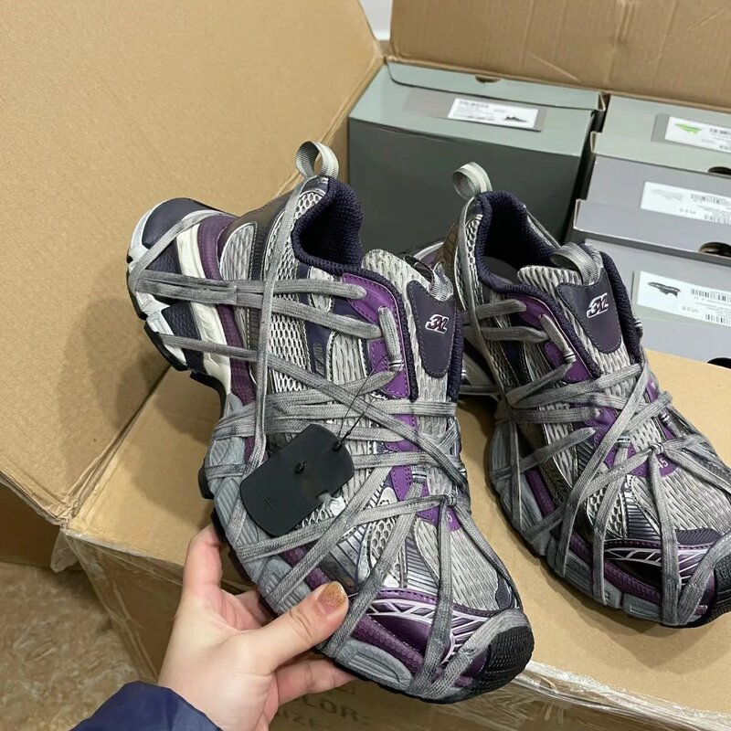 he new style daddy shoes female breathable padded dirty do old thick bottom height increase leisure couple shoes sports men and