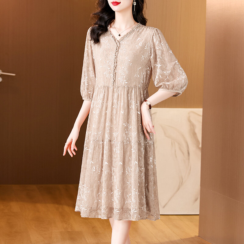 2024 Summer New Silk Embroidered V-Neck Dress for Women's Bubble Sleeves Loose Large Size Belly Covering Mesh Knee Length Dress