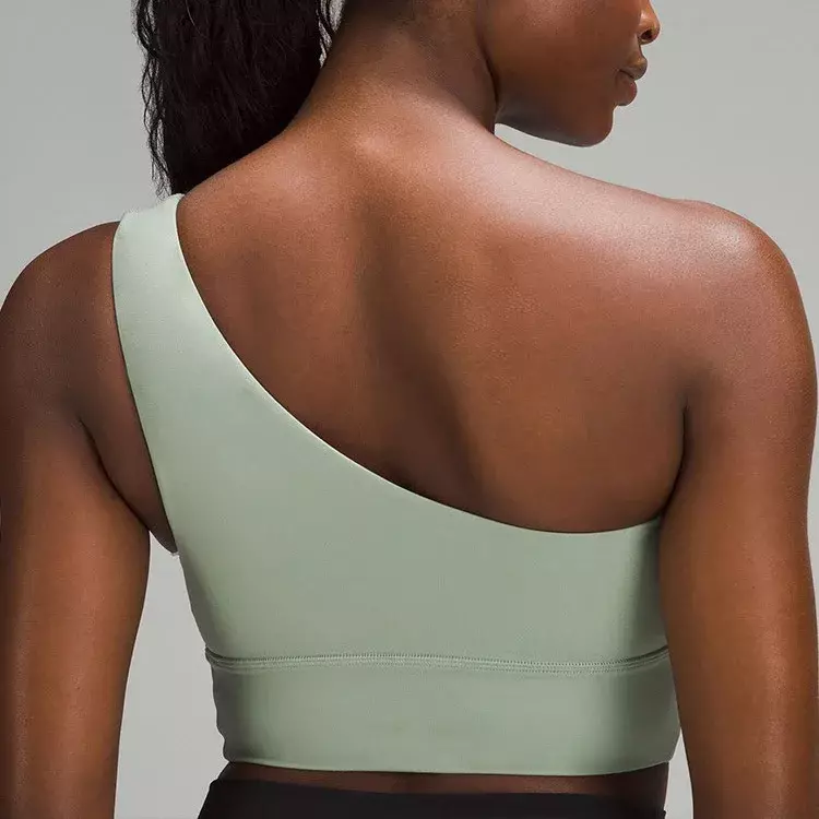 Yoga Set for Women Seamless One-piece Single Shoulder Bra Shock absorbing Yoga Workout Set Hip Lifting High Snug Waist Shorts