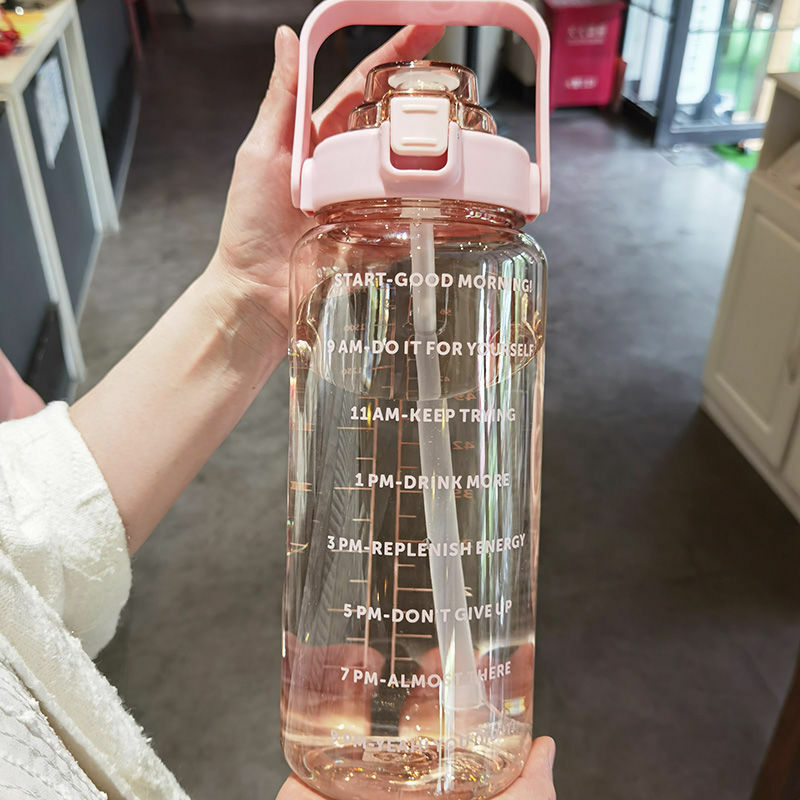Botol air berkemah luar ruangan, alat minum sedotan plastik kapasitas besar 2000ml, botol air olahraga nilai tinggi