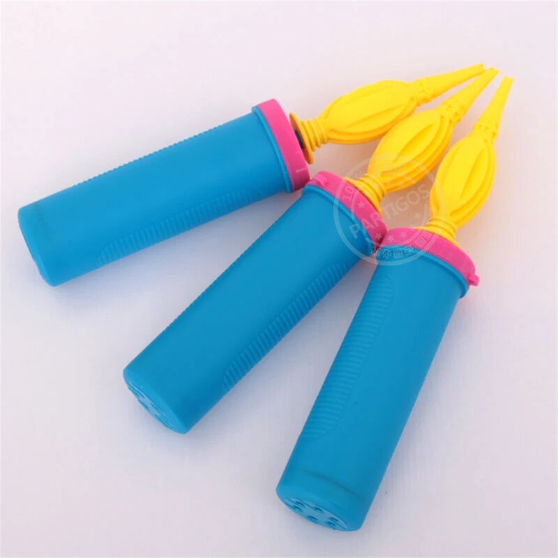 High quality 1 Pcs Balloon Pump Plastic Hand Held Needle Ball Party Balloon Inflator Portable Useful Decoration Tools