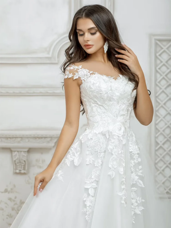 Krótkie suknie ślubne 2021 białe dla kobiet krótki kimonowy rękaw koronkowe aplikacje Boho ślubne suknia księżniczka śliczna szata z Mariée Illusion