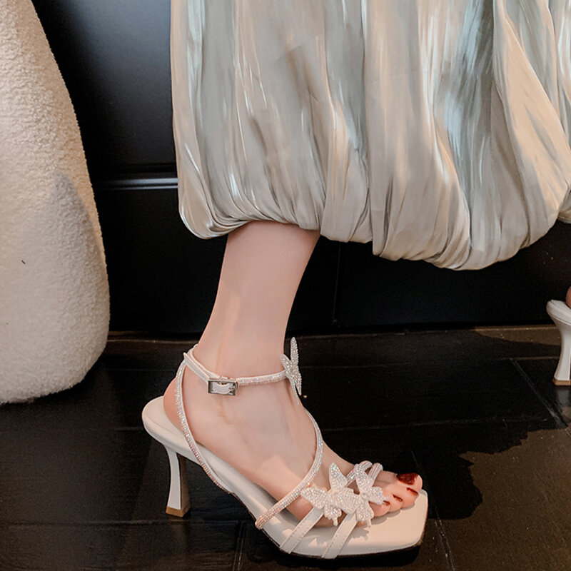 Sandal Gladiator wanita musim panas sepatu Band sempit berlian imitasi elegan mode gaun pesta luar ruangan sandal hak tinggi