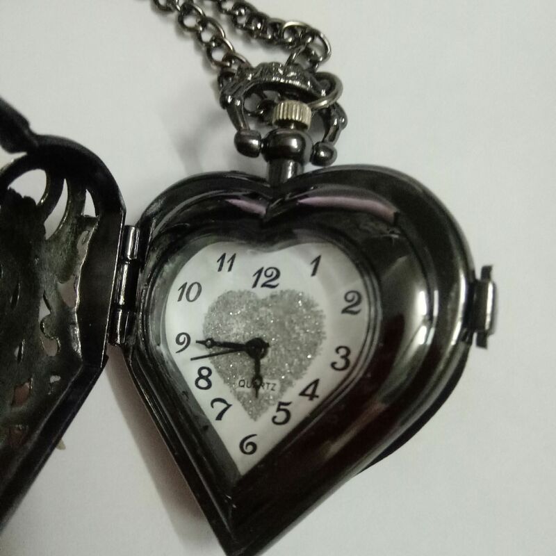 Vintage serce kwarcowy zegarek kieszonkowy dla mężczyzn z wydrążonym sercem na łańcuszku Fob naszyjnik zegar dla pań gify Presentt