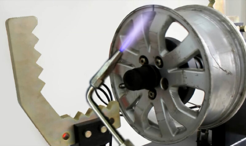 آلة إصلاح عجلة الانبعاجات الفراغية ، آلة تقويم حافة السيارة المعدنية ، عالية الجودة