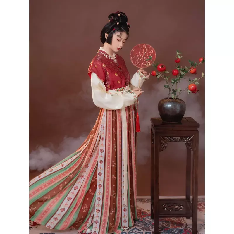 Moyumao เครื่องแต่งกายฮาโลวีนสำหรับผู้หญิงกระโปรง4เมตร, เครื่องแต่งกายปาร์ตี้ฮาโลวีนราชวงศ์จีนชุดโบราณราชวงศ์ถังสีแดง
