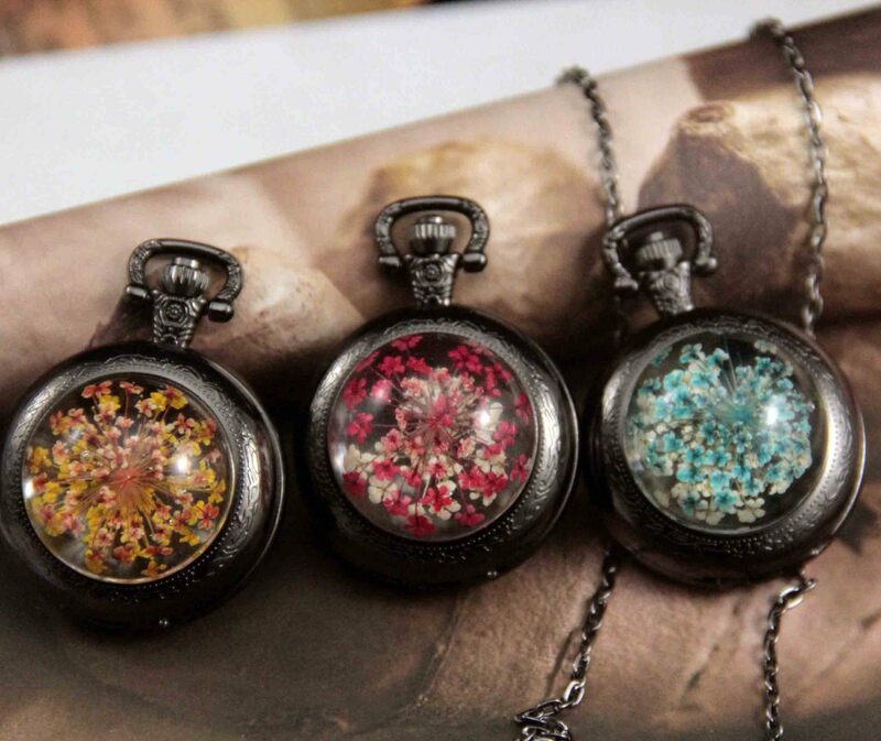 Fashionable Crystal Flower Style Antique Vintage Quartz Pocket Watch Round Case Pendant Necklace Chain Clock For Men Women
