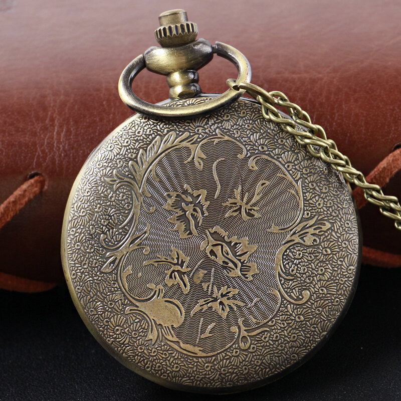 Retro Women's Head Stone Relief Quartz Pocket Watch Bronze Pendant Necklace Chain Universal Fob Watch for Boys and Girls XH004