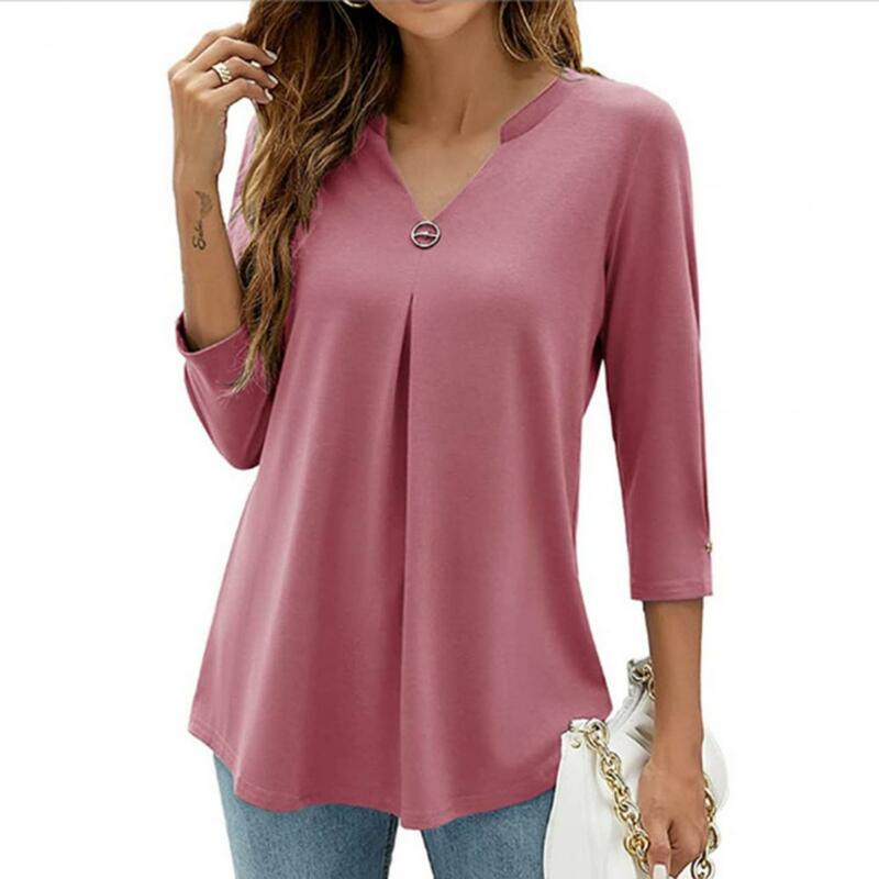 Blusa con cuello en V para mujer, Blusa de manga 3/4 con dobladillo plisado, Camiseta ajustada de Color liso, ropa de calle para primavera y otoño