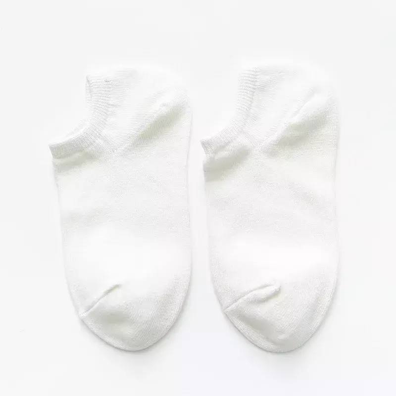 ถุงเท้าสีทึบสีขาวสำหรับผู้หญิงถุงเท้ากีฬาระบายอากาศง่ายอเนกประสงค์ท่อกลางถุงเท้าอุ่น
