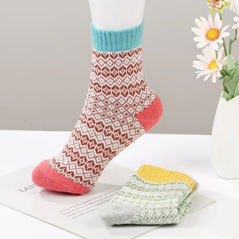 5 Pairs Soft Comfortable Snow Socks Autumn and Winter Thick Socks Wool Socks Thermal Socks