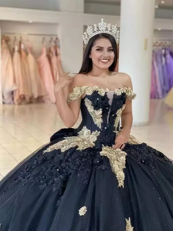 Vintage Black Princess Quinceanera Dresses Off Shoulder Appliques Vestidos De 15 Anos Formal Princess Birthday Party Ball Gown
