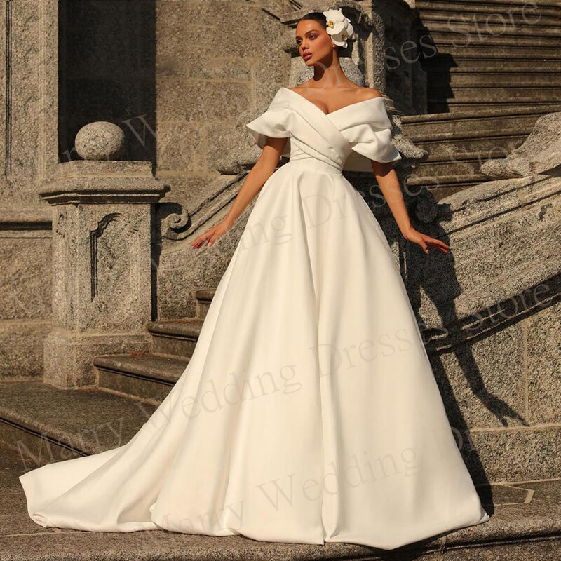 Gaun pernikahan elegan sederhana berwarna garis Off the Shoulder Pleat Gaun pengantin cukup terbuka kembali menyapu Vestidos De Novia
