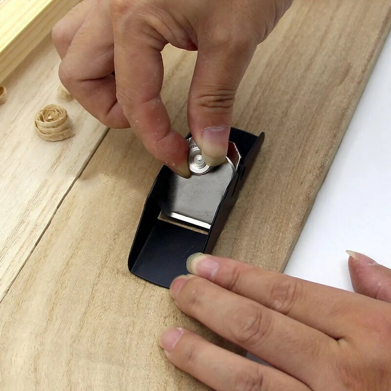 Penanam tukang kayu pemangkasan pertukangan kecil dan ringan desain cocok untuk fitur perawatan tukang kayu