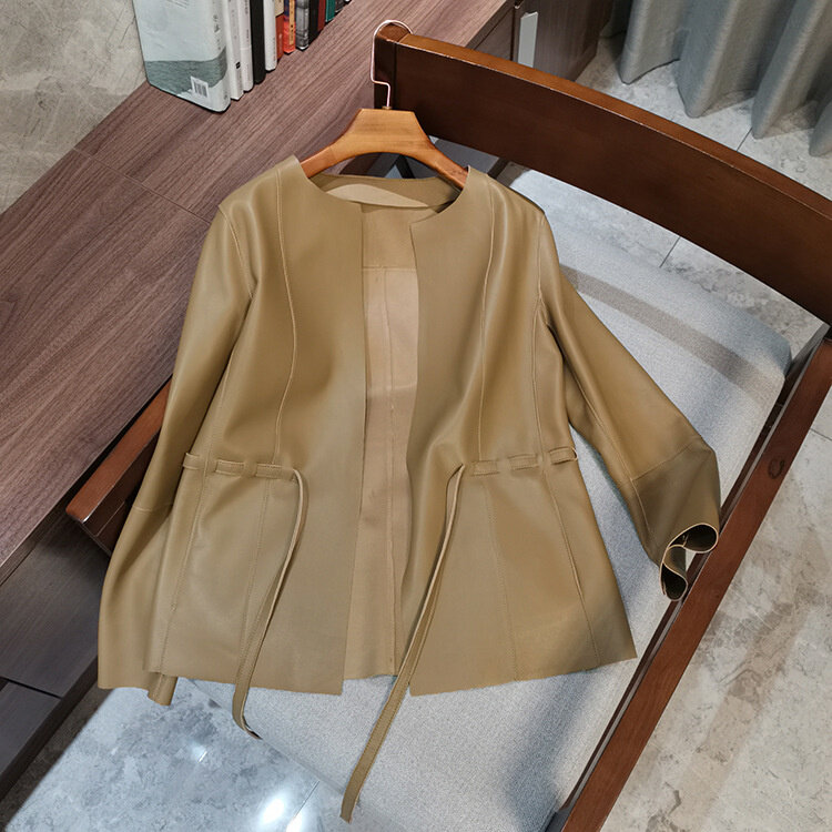 Jaqueta de couro genuína para mulheres, cardigã pequeno, gola redonda, jaqueta curta de pele de carneiro, cintura solta, nova, 2023