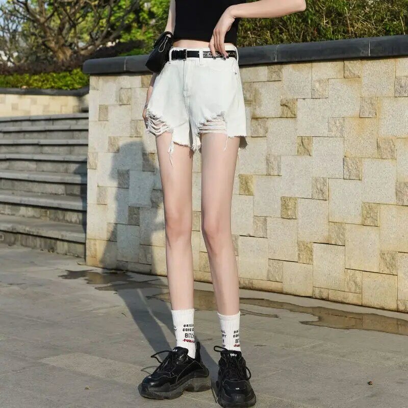 2024 Spring/Summer New Perforated Denim Shorts Women's High Waist Slim Wide Legs A-line Loose Versatile Hot Pants