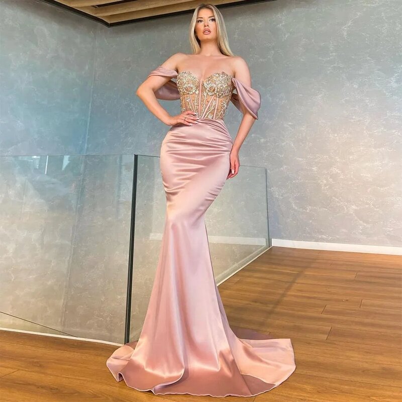 2023 Perlen Kristall Satin Meerjungfrau Ballkleider von der Schulter Abendkleider Dubai Frauen Falten formelle Party Vestidos de Noche