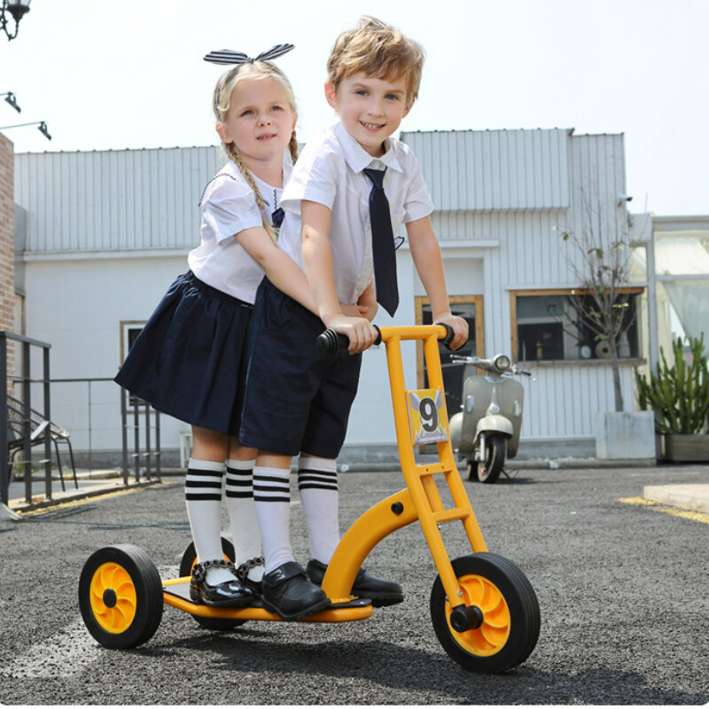 Детский трехколесный велосипед с каркасом из высокоуглеродистой стали