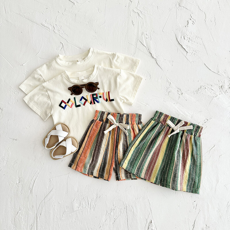 New Summer t-shirt Baby Boys Set maniche corte + pantaloncini abbigliamento per le vacanze per bambini 2 pezzi lettera a righe colorate Casual Girl 0-6Y