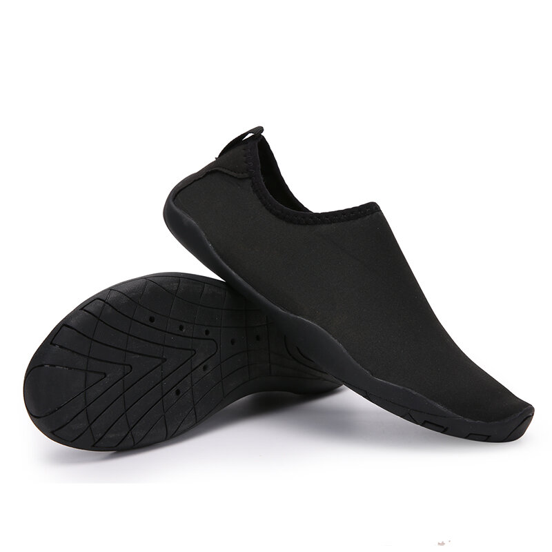 Sapatos Aqua de secagem rápida para homens e mulheres, tênis esportivo com os pés descalços ao ar livre, calçado de natação, novo, 2022