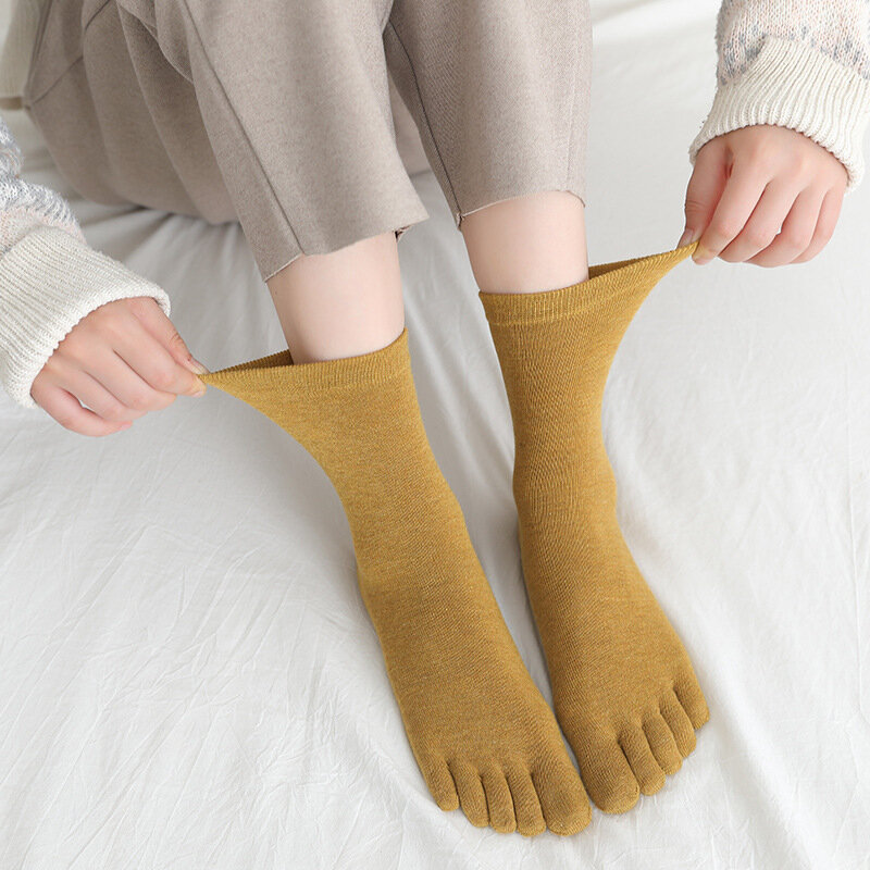 6 pasang/lot kaus kaki pendek lima jari katun untuk wanita gadis padat bersirkulasi lembut elastis kaus kaki Harajuku dengan jari kaki penjualan laris