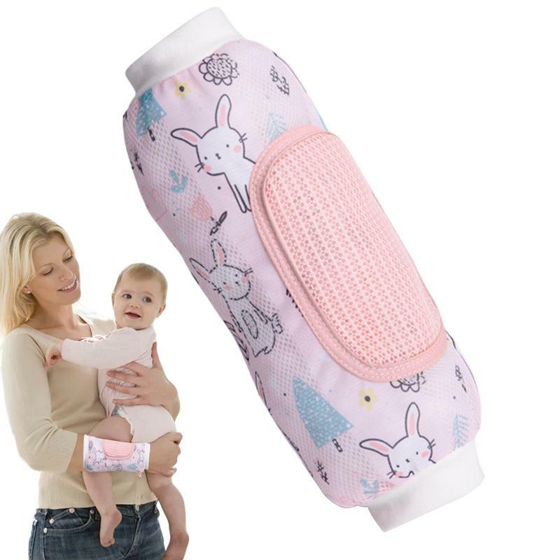 Cuscino per allattamento manicotto di raffreddamento cuscino per braccio assorbente dal sudore traspirante maniche in seta di ghiaccio per mamme che allattano al seno