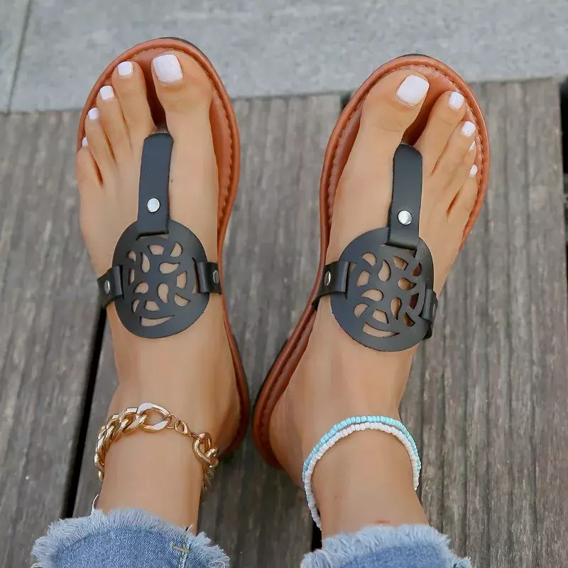 Zapatillas de verano planas de lujo para mujer, chanclas de playa al aire libre, sandalias de diseño de tendencia, zapatos deslizantes, talla grande 43