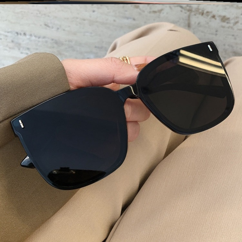 Nowe okulary przeciwsłoneczne kobiety wysokiej jakości okulary w stylu Retro kobiety klasyczne kwadratowe okulary kobiety/mężczyźni Luxury Oculos De sol UV400