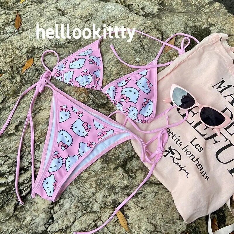 Conjunto de biquíni Hello Kitty para mulheres, biquínis kawaii, maiô verão Y2K, calcinha de praia, roupa de banho sexy para menina, novo, 2 peças, 2024