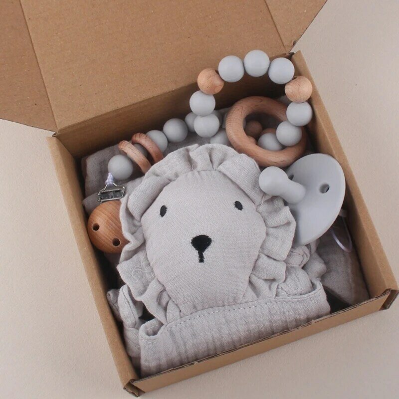 Ensemble de boîte-cadeau pour nouveau-né, dessin animé Lion sucette chaîne, Kit bavoir serviette pour bébé garçon fille, cadeau de fête prénatale