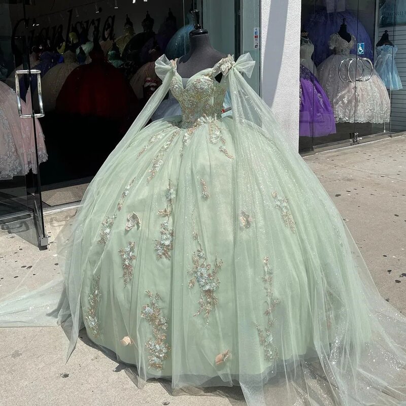 Miętowa zielona księżniczka Quinceanera sukienka balowa z odkrytymi ramionami aplikacje słodkie 16 sukienek 15 Años meksykańskie