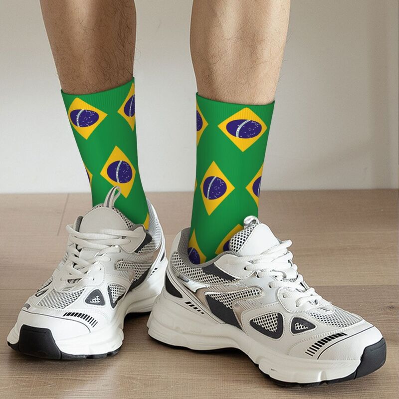 Calcetines largos con bandera nacional de Brasil, medias de alta calidad, Harajuku, accesorios para todas las estaciones, regalos Unisex