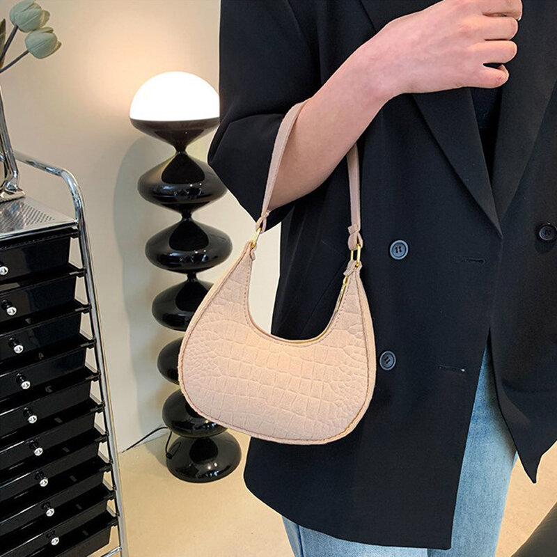 Fashion Simple Moon Shape Underarm Bags Cute Women Female Crocodile Grain Shoulder Bag Felt Purses Handbags Trend Accessories