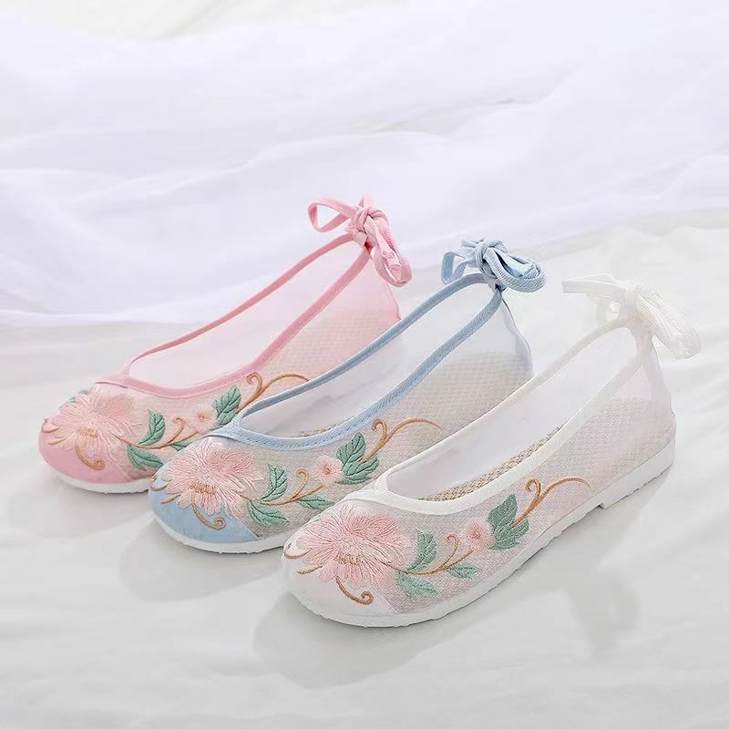 New Woman's Summer Mesh Embroidered Shoes Free Shipping Soft Sole Non Slip Breathable Flat Sole Lace Up Ethnic Style Cloth Shoes