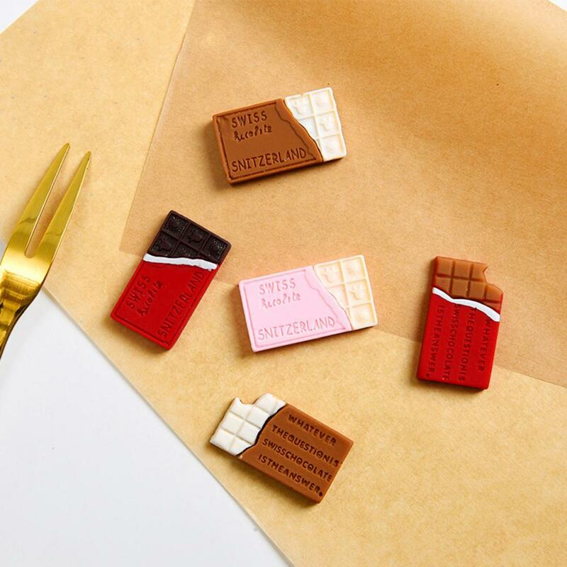 Mini adorno de comida de postre 3D de simulación de 10 uds, Material hecho a mano, espalda plana, bricolaje, decoración de Chocolate con diseño de amor