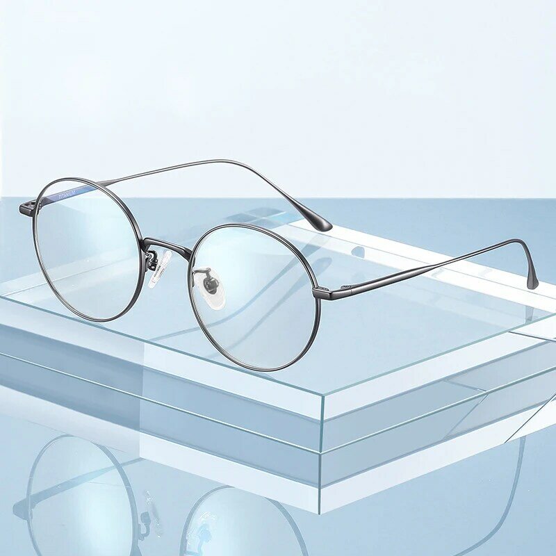 Mężczyźni czysty tytan optyczne okulary korekcyjne pełna obręczy ramki okularów męski styl biznesowy wysokiej jakości nowy PT906