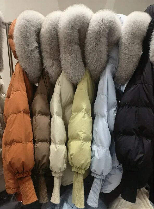Jaqueta de pato branco larga para mulheres, comprimento médio, colarinho de pele grande, casaco emagrecedor de cintura