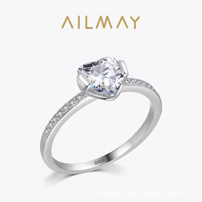 Anillo de plata S925 de lujo ligero, alto grado, anillo de mujer de diamante simulado en forma de corazón, a la moda y elegante