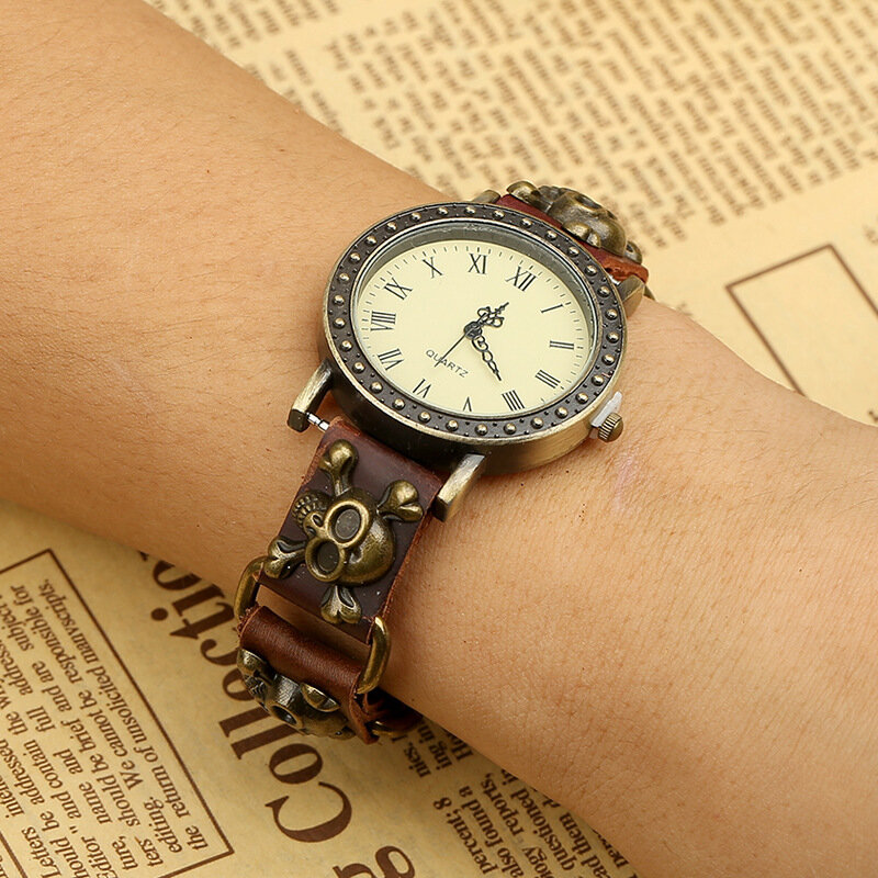 Relógio de pulso feminino de quartzo de couro genuíno, relógios femininos, vintage, liga, caveira, acessórios, pulseiras, fivela de cinto, bracelete, nova moda