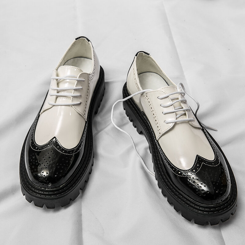 Zapatos Brogue de marca de lujo para hombre, zapatos blancos de suela gruesa, informales, de estilo británico, cómodos, Oxford, con cordones, de alta calidad