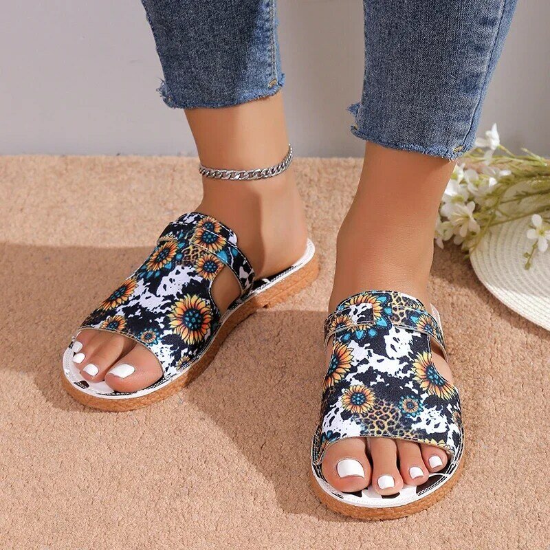 Sommer neue Damen Hausschuhe Mode Outdoor rutsch feste flache Schuhe lässig offene Zehen Slip-On quadratische Ferse Farbe Femme Zapatillas