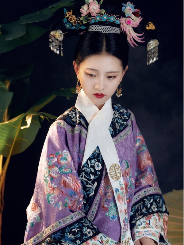 Frauen han chinesische Kleidung neue Qing-Dynastie kaiserliche Konkubine Stil gedruckt Knopfleiste Cappa Pluvialis tragen