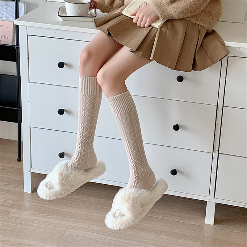 Retro Women Stockings High Quality Japanese New Solid Color Knee High Socks for Women Korean Warm Casual Long Socks