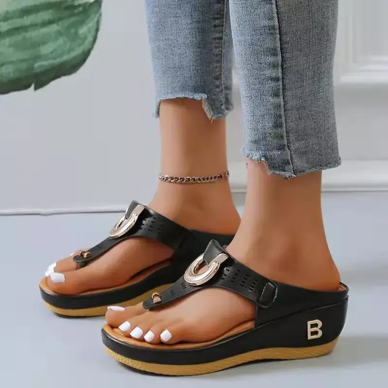 Sandálias de Verão Femininas 2024 Sandálias de Plataforma Big Size Cunhas Flip Flops Chinelos Confortáveis Senhoras Non-Slip Open Toe Beach Shoes