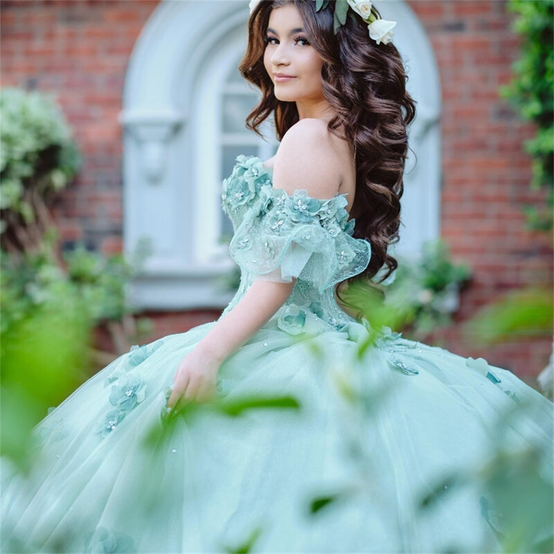 Graceful Mint Green Sweetheart Ball Gown Quinceanera Dresses Elegant Applique Beads Formal Vestido De 15 Quinceanera Princess