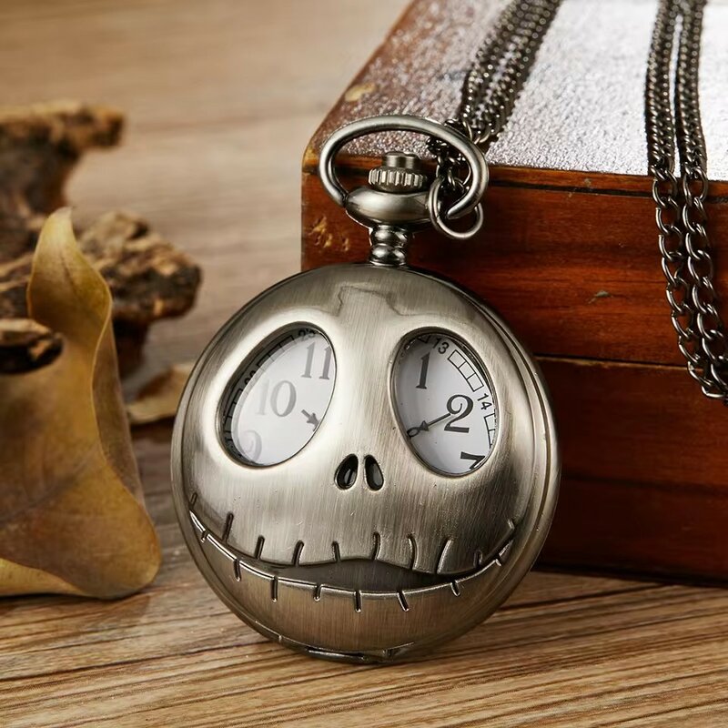 Kerah lampu rem Halloween, reloj de bolsillo de cuarzo, diseáo de Jack y Sally, regalos de Halloween para pelanggan y