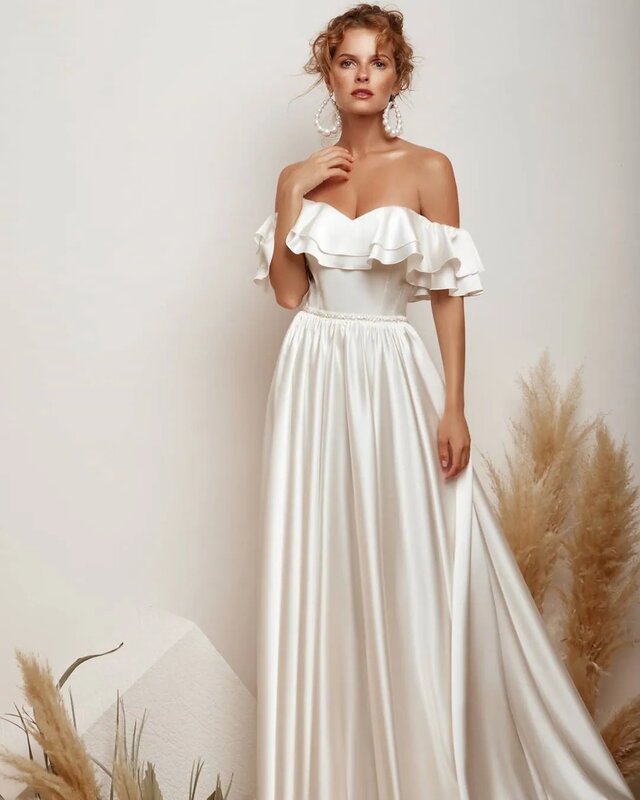 Vestido de casamento liso cetim para mulheres, pescoço de barco, ruched, linha A, estilo campestre, vestido de noiva novo, vestido simples de verão 2024