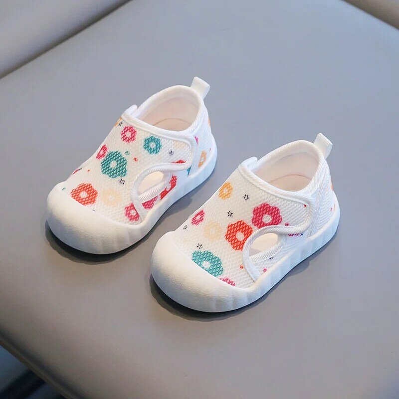 รองเท้าเด็กวัยหัดเดินเด็กหญิงเด็กชายลายตาข่ายคู่ระบายอากาศได้พื้นนุ่มรองเท้าลำลองกันลื่น