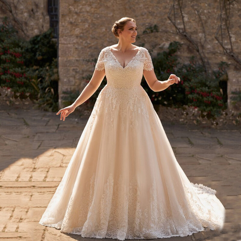 Elegant A-Line Boho Wedding Dresses Plus Size V Neck Short Sleeves Lace up Back Bridal Gowns Appliques Vestidos De Novia